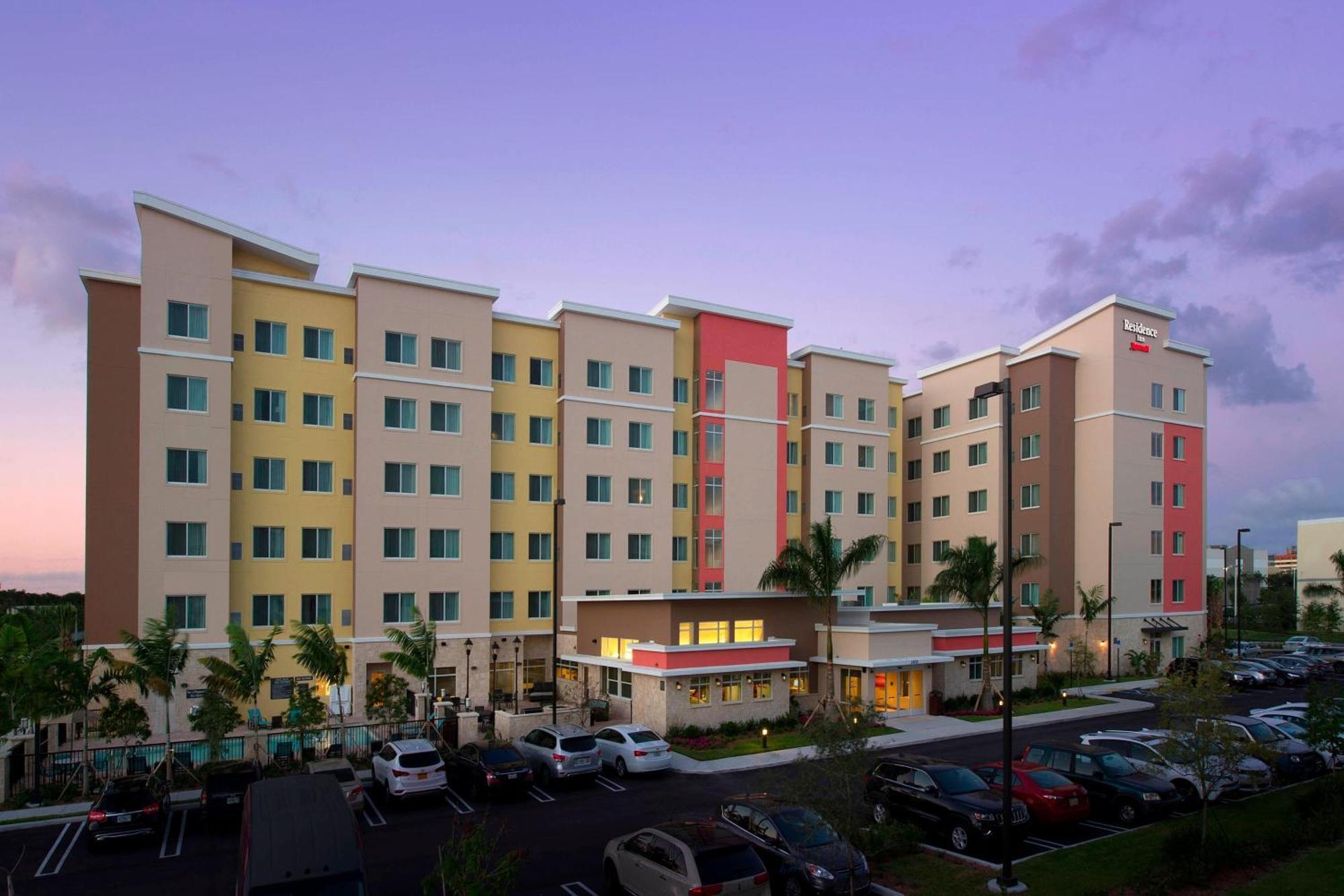 Residence Inn By Marriott Miami Airport West/Doral Buitenkant foto