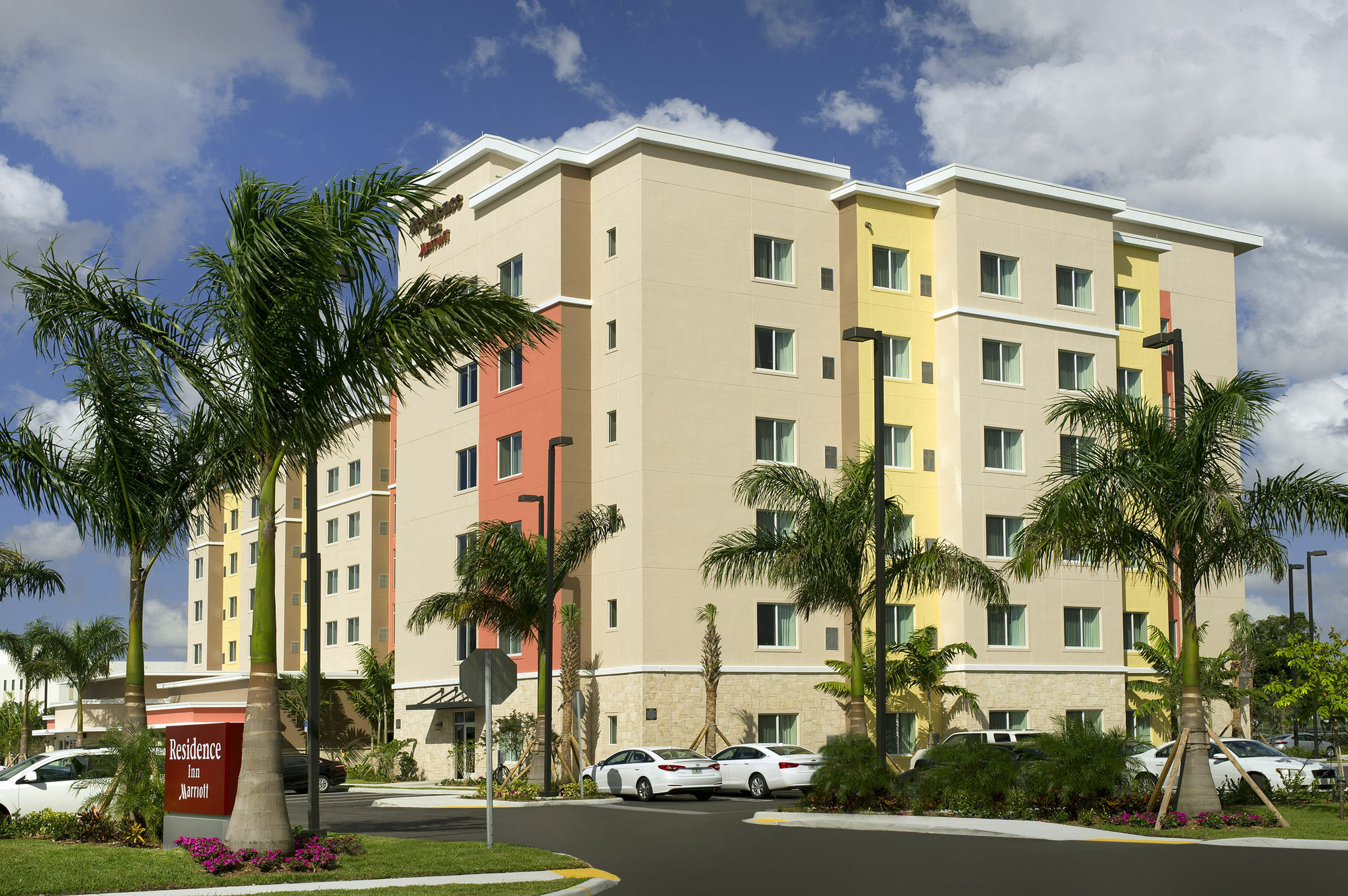 Residence Inn By Marriott Miami Airport West/Doral Buitenkant foto